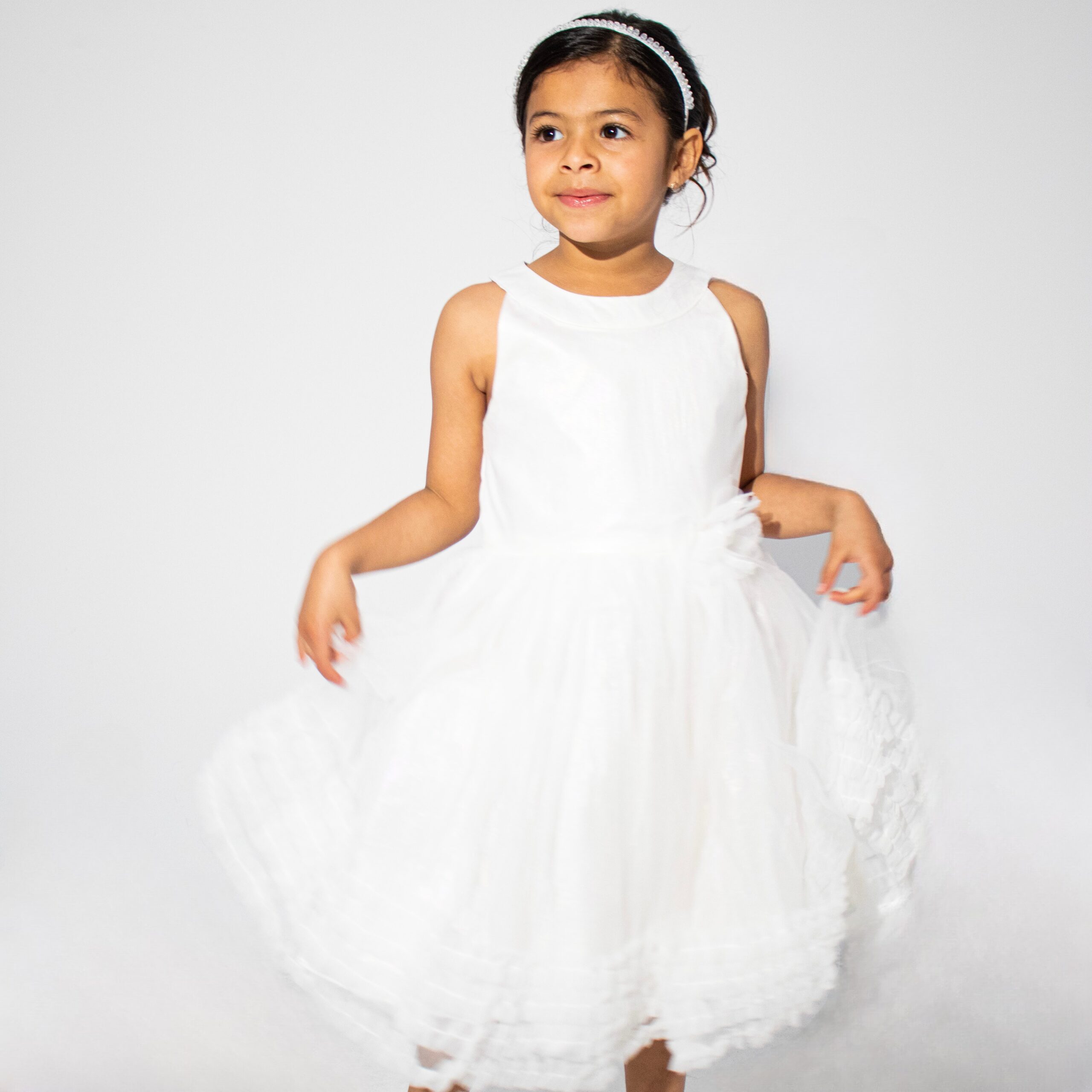 White Middle Dress with Tulle Skirt