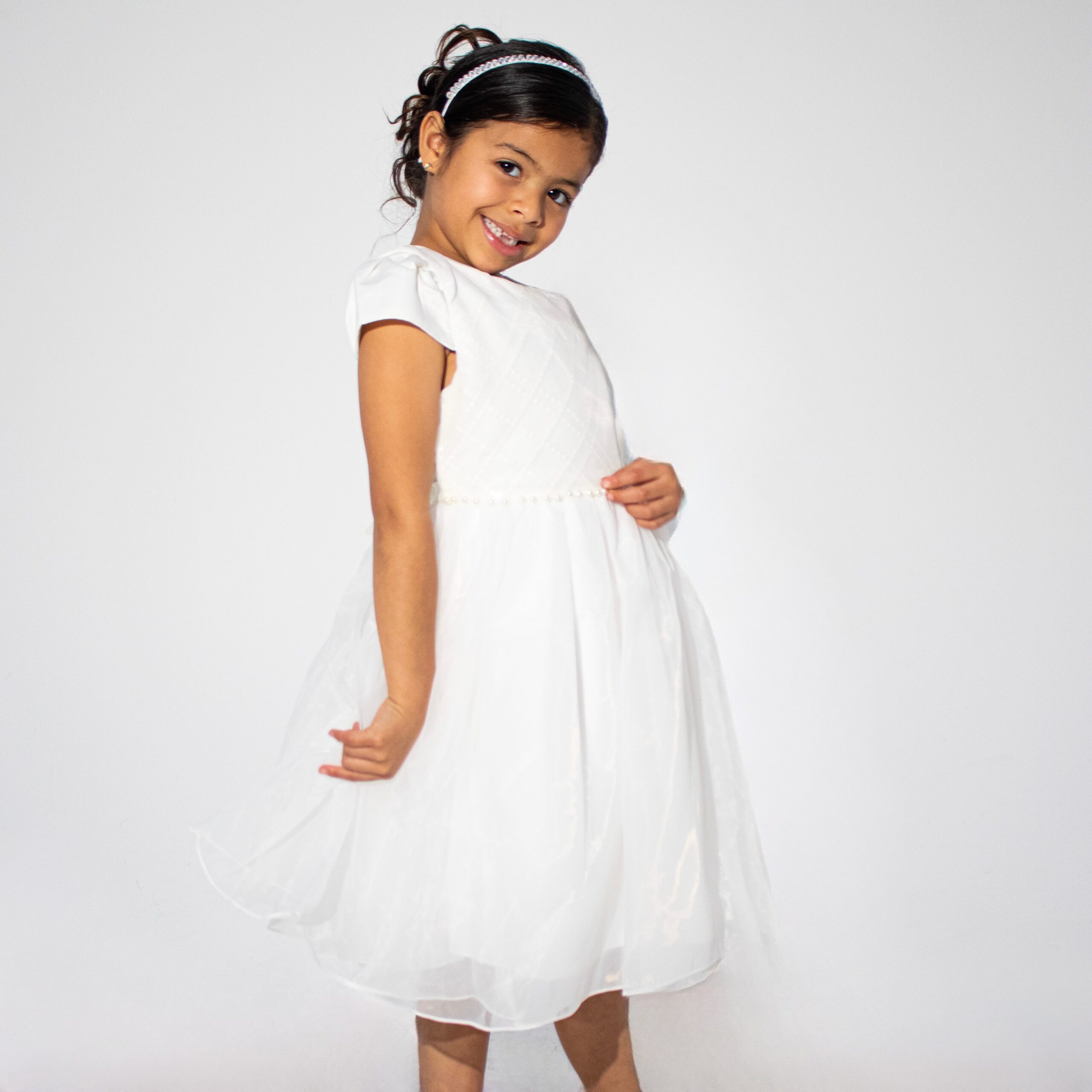 White Middle Dress with Pearl Waist